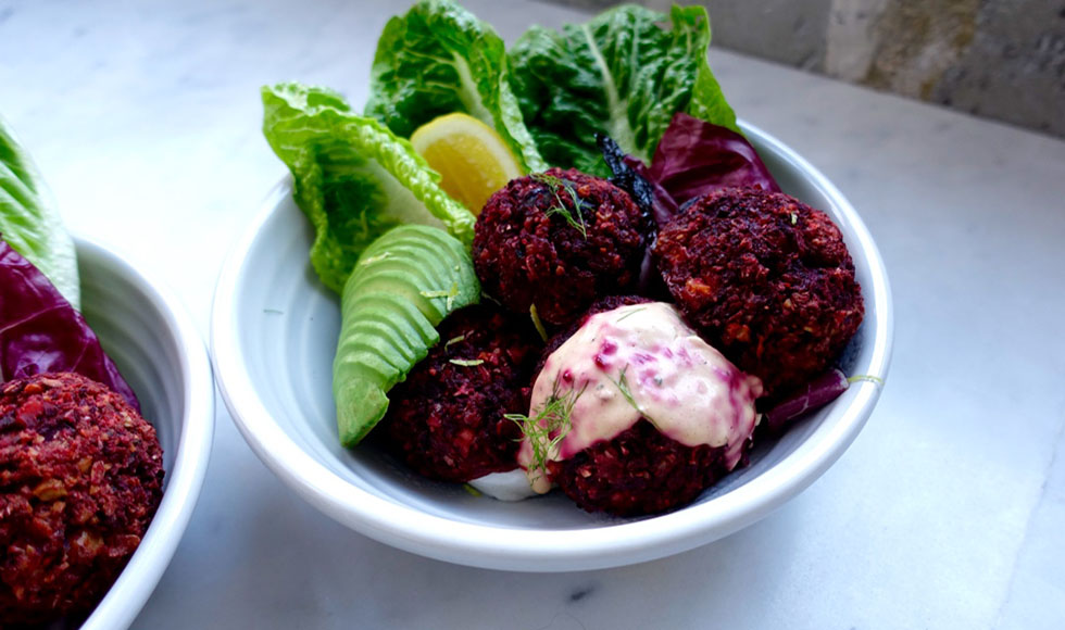 Baked Beetroot, Sweet Potato and Haloumi Balls 5 thumb