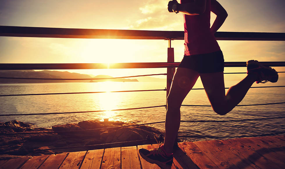 Dynamic vs static stretches thumb