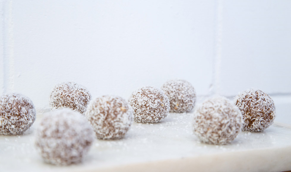 Caramel coconut crunch balls thumb